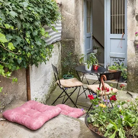 & بيت ضيافة 3*